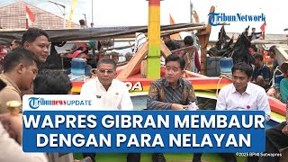 Momen Gibran Duduk Bareng Nelayan di Atas Perahu, Fokus Mendengar dan Catat Keluhan Masyarakat