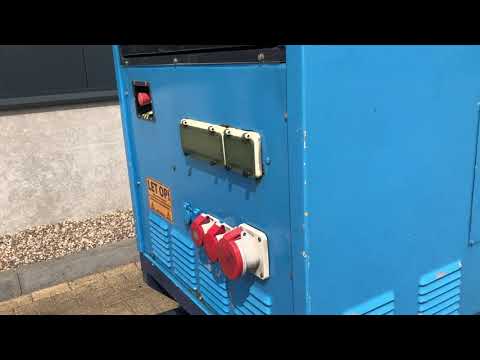 SDMO John Deere Leroy Somer 60 kVA Supersilent generatorset stocknr 2029 1