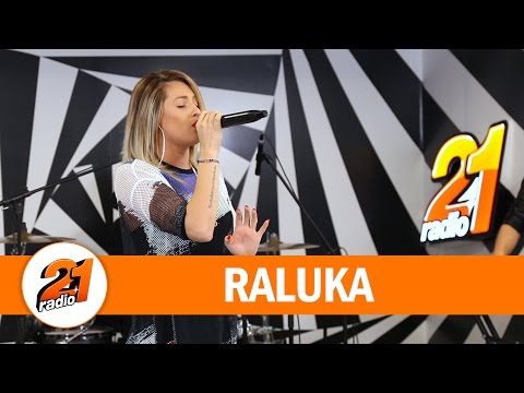 Raluka - Shameless Cover (LIVE @ RADIO 21)