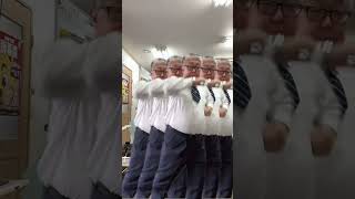 影分身の術って多すぎた笑笑　５人になっちゃった画面の中狭すぎる笑笑#三和交通 #踊るおじさん #fyppppppppppppppppppppppp #分身の術 #naruto