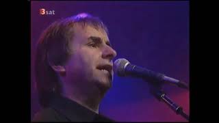 Chris de Burgh ~ In A Country Churchyard (Live 2001)