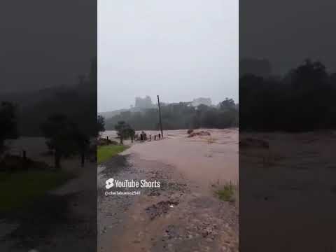 Enchente derruba antiga ponte de Ferro em Arroio do Tigre #desastrenatural