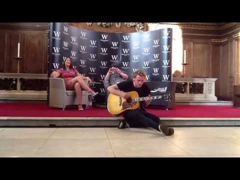 Jamie Campbell Bower singing 'Get your guns' and 'Waiting' at the London Event