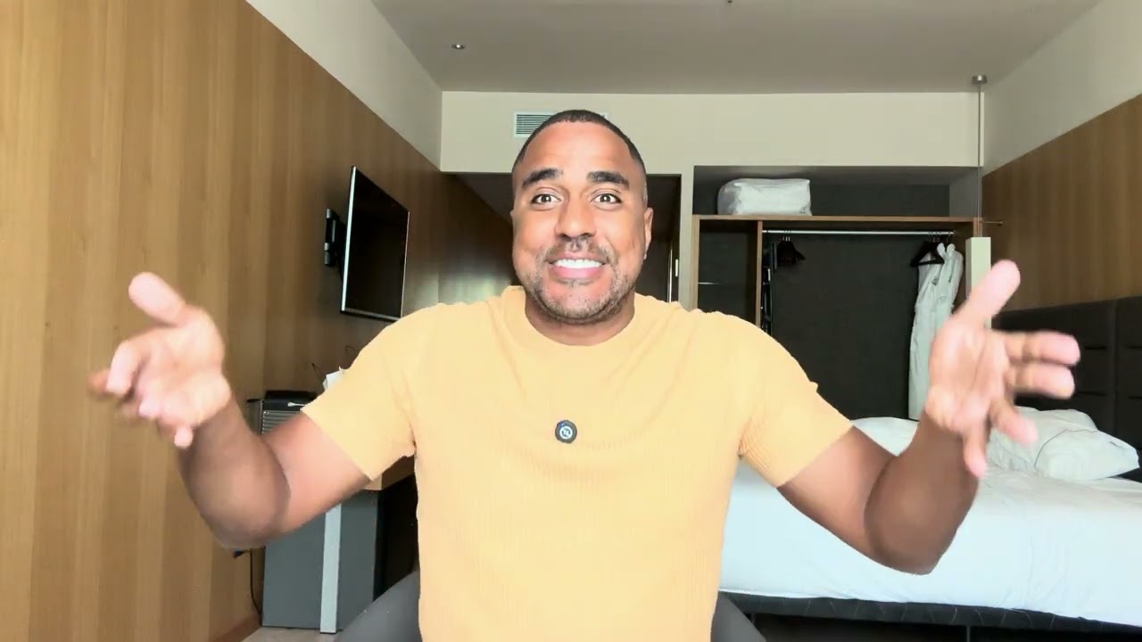 CÍNTIA CHAGAS E A MULHER PALESTRINHA