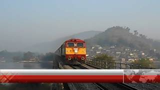 preview picture of video '|Luxurious Train of Indian Rail |22119 Mumbai CSMT - Karmali Tejas Express on Savitri River Bridge'