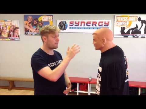 5 Strikes you should know for Self Defense: Finger Jab