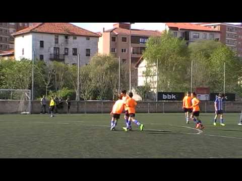 Golazo de Lander al Somorrostro Amistoso