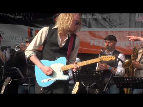 Theo van Niel jr. solo compilation with Mojo Man.