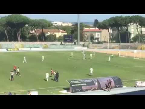 Grosseto-Olbia 1-2: la gioia dei bianchi al 90'