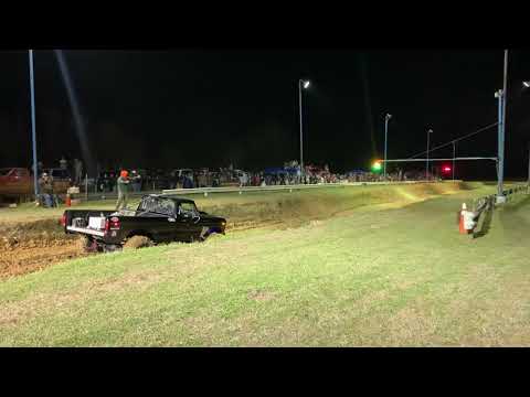 Big Block Ford 557 Stroker straight line Mud Bogging at Palmetto Mudway Pass 1