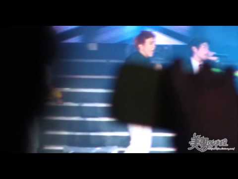 [FANCAM] 110814 Dongwoon rap - Thanks To @ Uηitεd Cubε CoηceяT #33