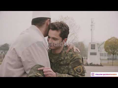 "Kur t'vyn najher me dal n't'zezen kallxom" 😂😂😂