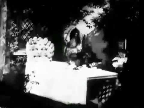 afbeelding First and oldest movie adaptation of "Alice in Wonderland" (1903) - By Film&Clips