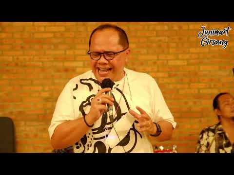 junimart girsang - ayah