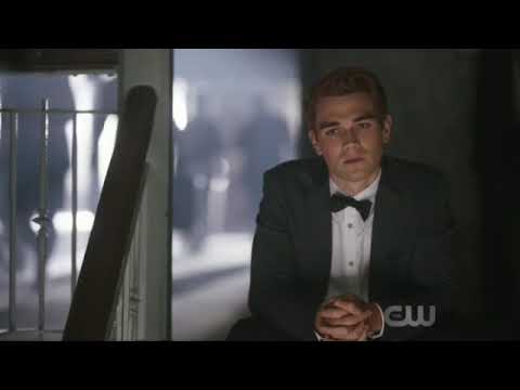 Riverdale 3x01 (Varchie) V and A talks. Fred punches Hiram.