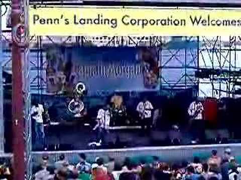 dirty dozen brass band @ jam on the river