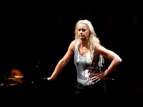 Malena Ernman in concert, Una voce poco fa
