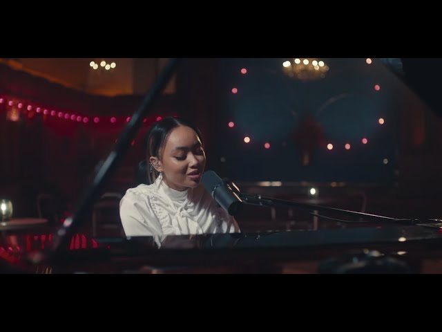 Love Is A Compass von Griff ((jetzt ansehen))