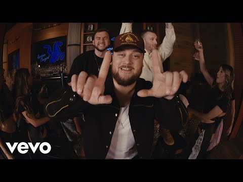 VAVO, 220 KID - Reverse Cowgirl (Official Music Video)