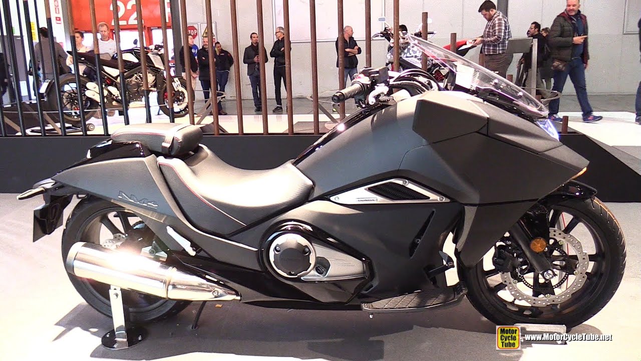 2016 Honda NM4 Vultus DCT - Walkaround - 2015 EICMA Milan