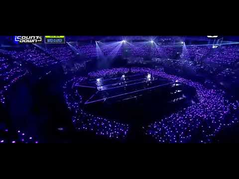 Army surprises BTS on thier comeback stage 🥺💜 #bts