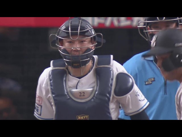 【7回表】相手の隙を突いた!! ライオンズ・古賀悠斗 鋭い牽制でピンチの芽を摘む!!  2024年6月1日 埼玉西武ライオンズ 対 読売ジャイアンツ