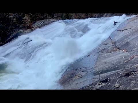 REEL WORLD Vol.6 – #40 Tara Blair (USA)