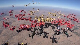 preview picture of video 'Spektakulärer Weltrekord: Deutsche Fallschirmspringer stellen Bestmarke auf'
