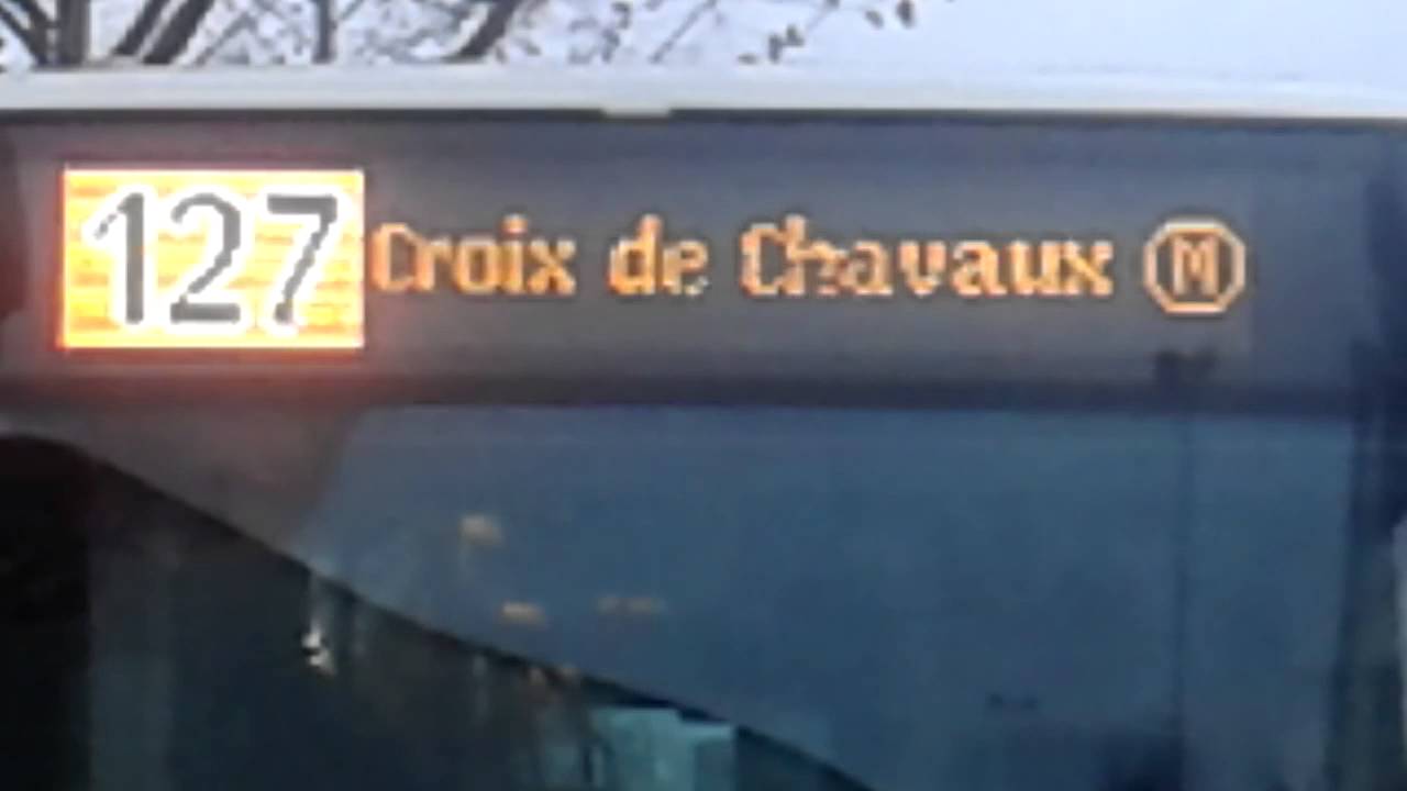 127 Croix de Chavaux Métro Place de la Résistance