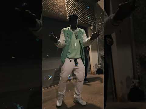 Leeskey ft Beano trapped (official music video )