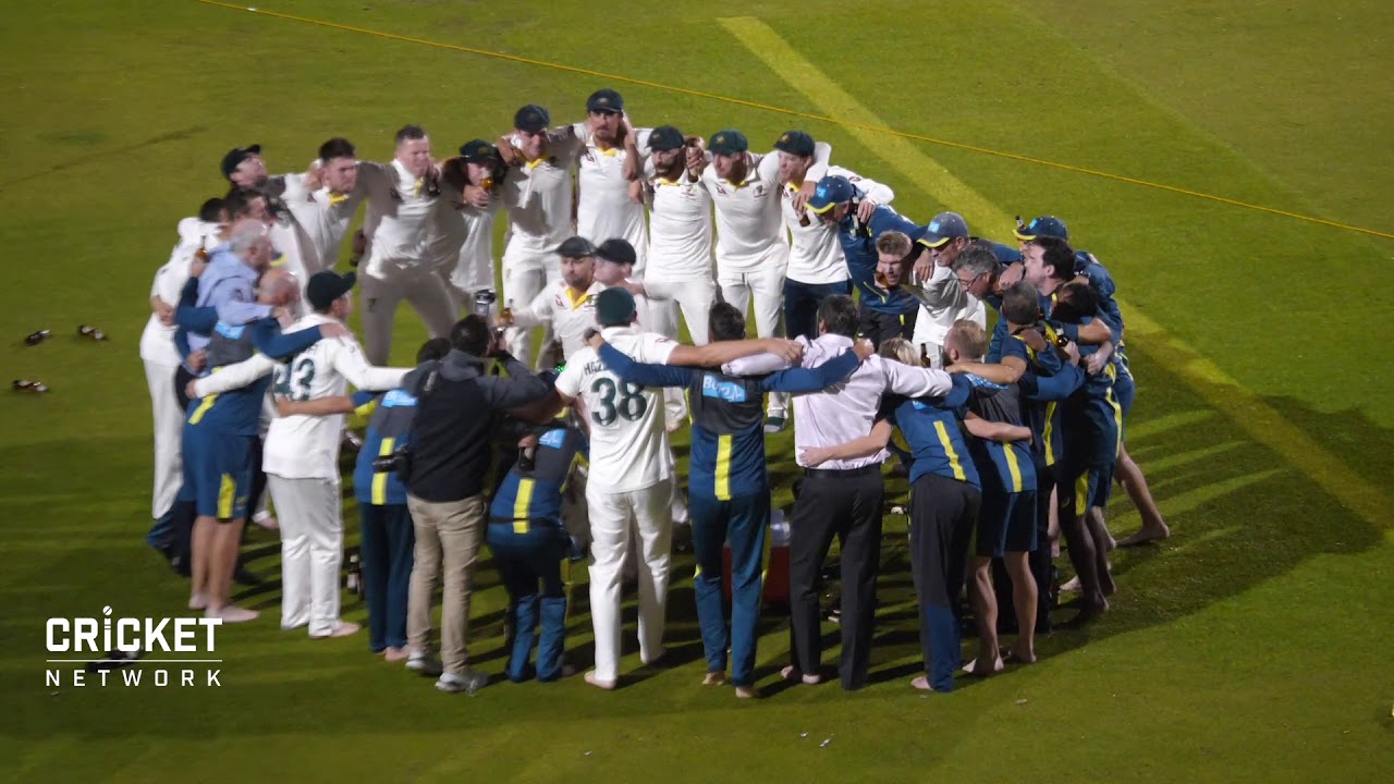 Under The Southern Cross I Stand Lyrics – Australian Team Song