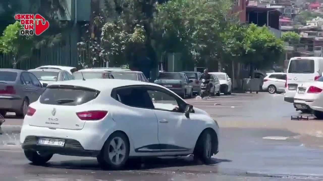 İskenderun Sanayi Sitesi’nde Ana Su Borusu Patladı!