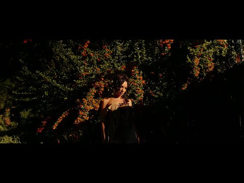 Francesca Ilie - Parfumul tau (Official Video)