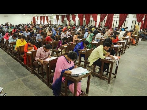 কুমিল্লা বিশ্ববিদ্যালয়ে গুচ্ছ পদ্ধতিতে ভর্তি পরীক্ষা অনুষ্ঠিত