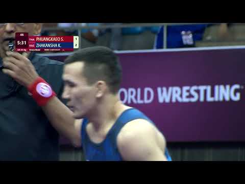 BRONZE GR - 55 kg: S. PHUANGKAEO (THA) v. K. ZHAKANSHA (KAZ)
