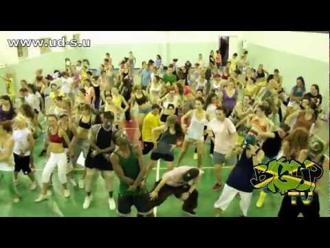Big Up Kemp  Russia 2011 - "Euro Star Bwoy" step by Camron One-Shot.
