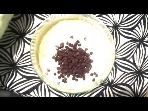 chocolate chip banana cake