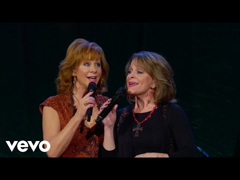 Reba McEntire - I'll Fly Away (Live At Ryman Auditorium, Nashville, TN / 2017)