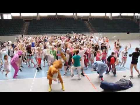 Harlem Shake Rope Skipping Ostercamp 04.04.13 Rüsselsheim