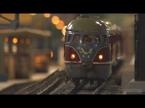 Germany’s First Fast Diesel Trains DRG Class SVT 877 and DB Class VT 08 in O Scale