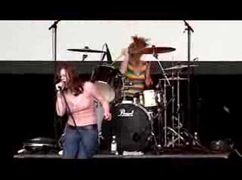 The Donnas - It`s On The Rocks (Live)