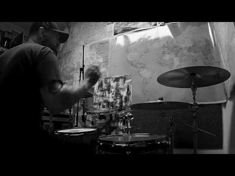 Chris Sutherland Drum Cam full set practice room - Walking Papers 2018 .