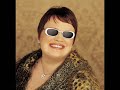 Diane Schuur   I'll close my eyes