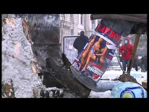 Deaths and fire as protests rage in Ukraine