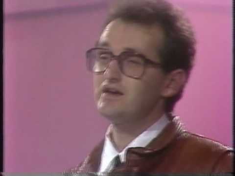 "Nje tak to" spiva  Jovgen Nadj