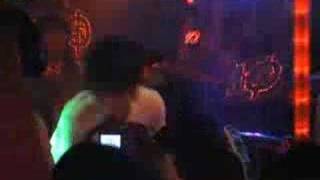 Essay 王啸坤 - 傻子 (Kent cover, &quot;Halka&quot;)