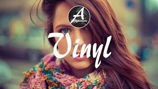 Fly By Midnight - Vinyl (Askery Remix)(w/Lyrics)