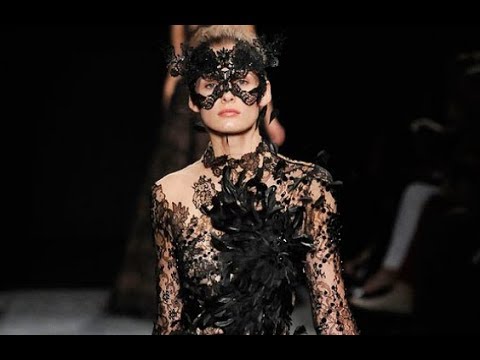 VALENTINO Fall 2009/2010 Haute Couture Paris - Fashion Channel