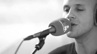 MNM: Emma Bale &amp; Milow - Fortune Cookie