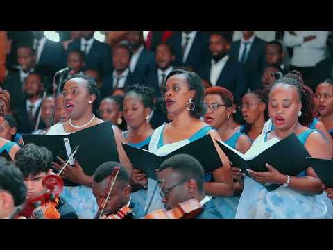 Chorale de Kigali - Sanctus by Henryk Jan Botor